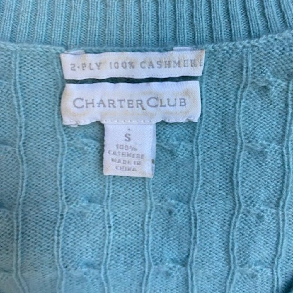 Blue cashmere cableknit sweater - Picture 2 of 3